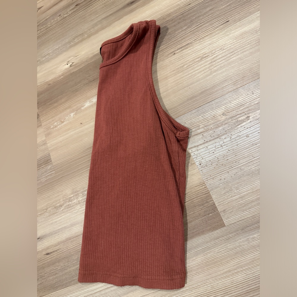 SHEIN Ribbed Tank Tank - Picture 4 of 5